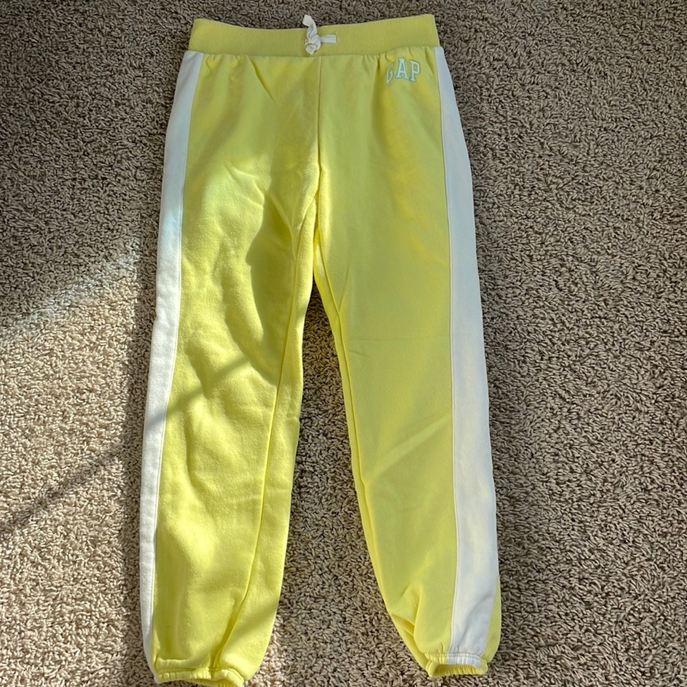 Gap girls sweat pants yellow